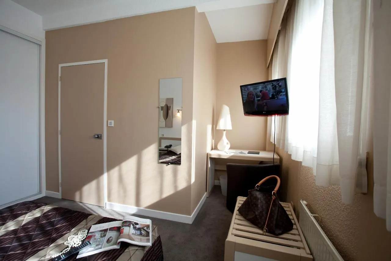 *** Hotel Hôtel Karène Saint-Paul-lès-Romans France